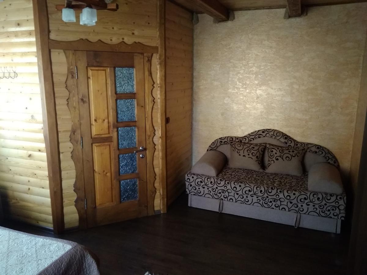 Затишок В Карпатах Villa Iaremcea Exterior foto